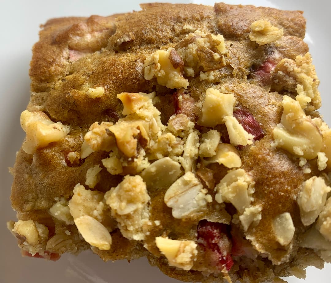 Healthy Rhubarb Coffee Cake (No Butter, Lower Sugar)